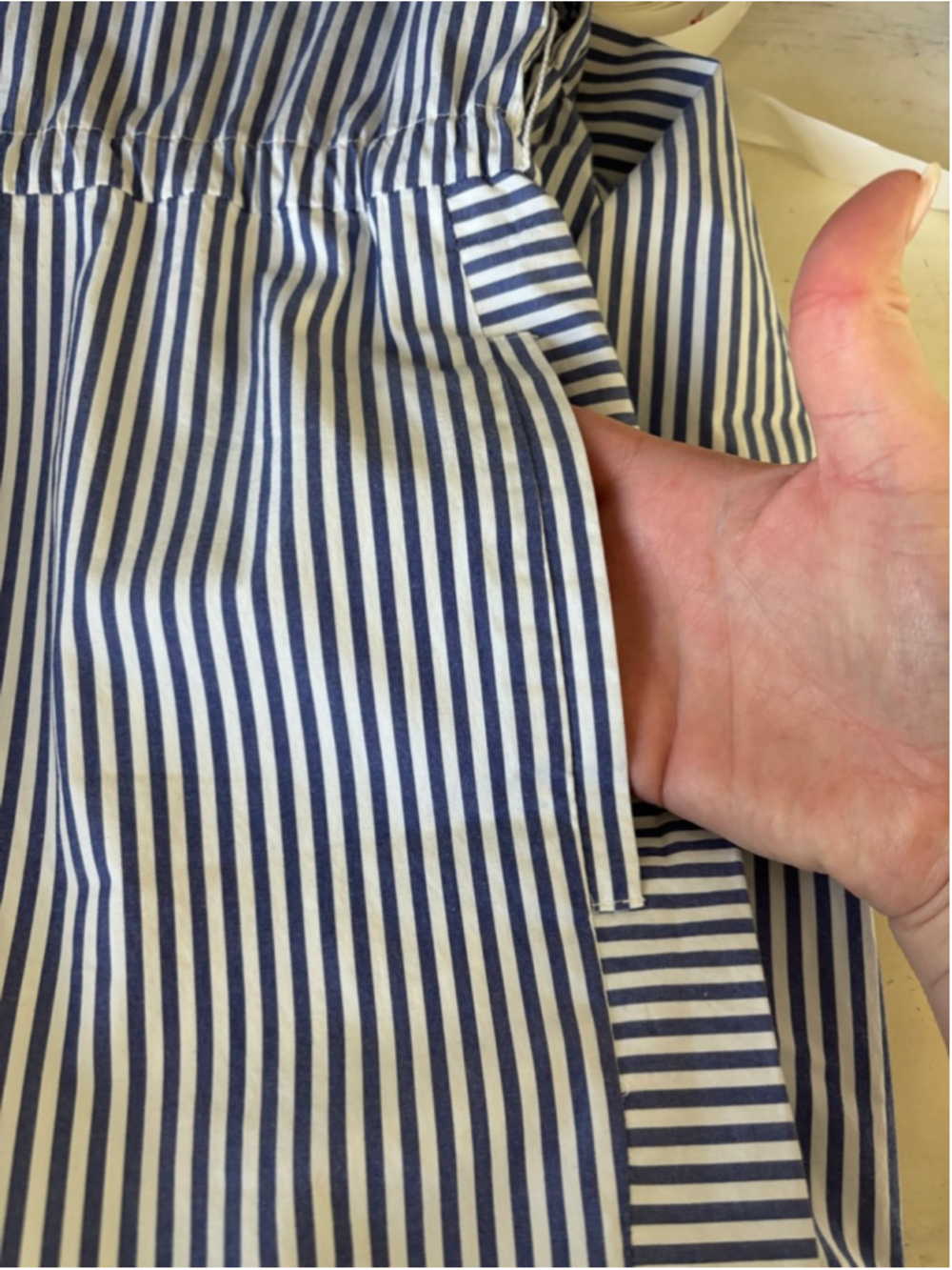 EUC Vineyard Vines Sarah Striped Romper in Ocean Reef | Sz 8 - Picture 11 of 12
